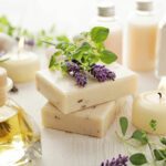 Sanft zu Haut und Körper: natürliche Kosmetikprodukte.