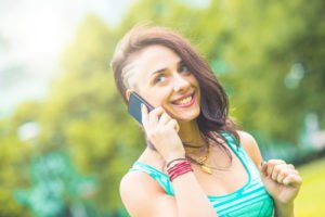© william87 - Fotolia.com Haar-Tattoos werden auch bei Frauen immer beliebter