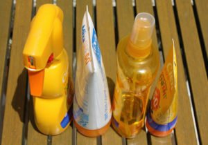 © chezbeate - pixabay Ein guter Sonnenschutz ist im Sommer das A und O