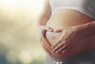 Während der Schwangerschaft sollte die Körperpflege angepasst werden.