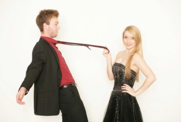 Pärchen für Abiball gestylt.