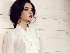© Slava_Vladzimirska - Fotolia.com Klassische Rottöne dominieren auch 2014 auf den Lippen