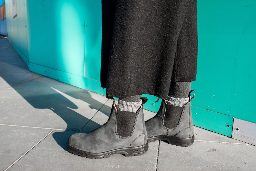 Im Herbst werden Chelsea Boots getragen.