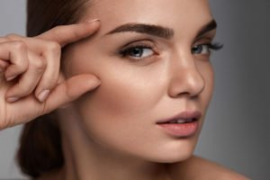 Augenbrauen Naturlich Verdichten Diese 5 Hausmittel Helfen Beauty Tipps Net