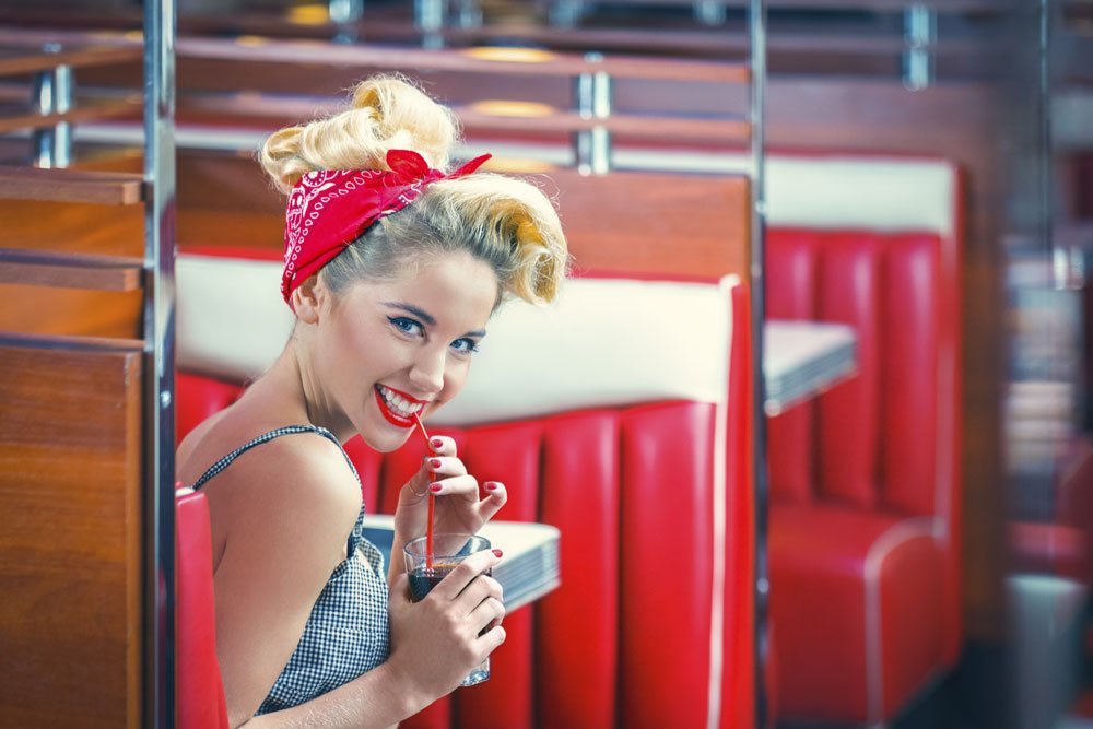 Bandana im Rockabilly-Style binden