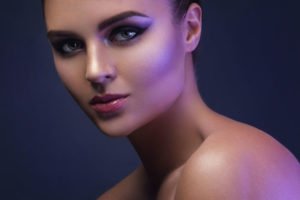 © blackday - Fotolia.com Strobing: Unsere Anleitung für Dein perfektes Glow-Make-Up