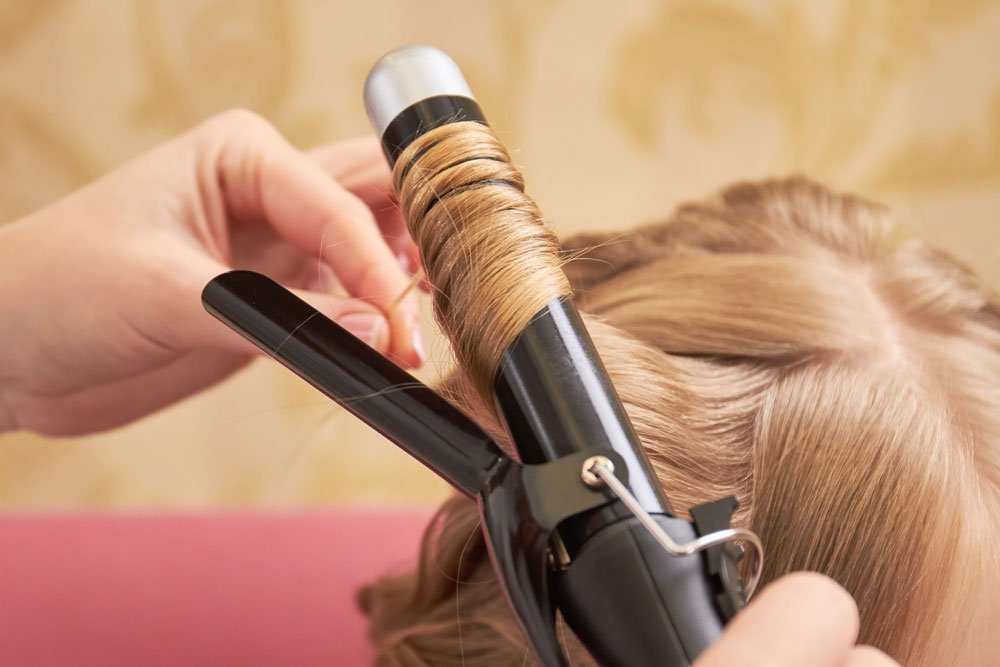 Locken Bei Kurzen Und Mittellangen Haaren 3 Methoden Mit Denen Es Klappt Beauty Tipps Net
