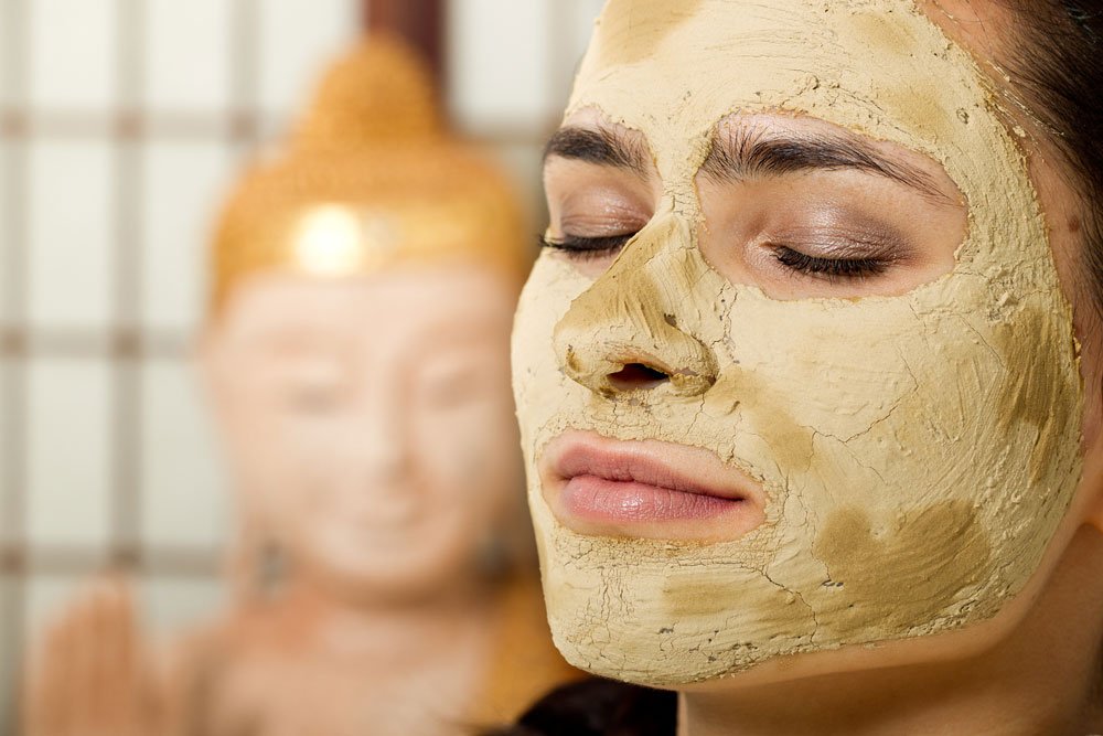 © Racle Fotodesign - Fotolia.com Gesichtsmaske
