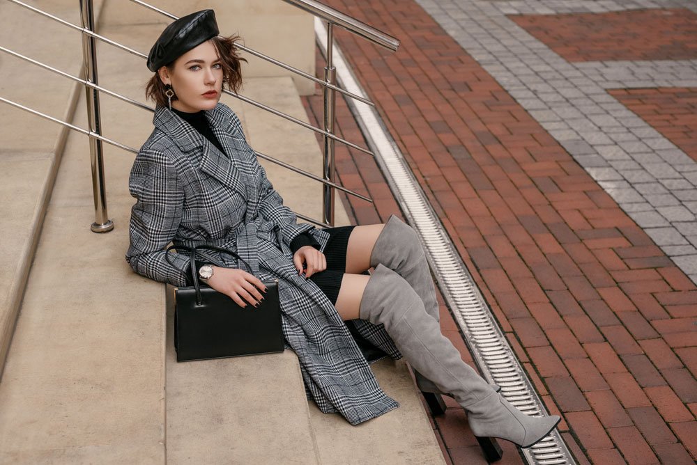 © Victoria Chudinova / stock.adobe.com Overknees Styling