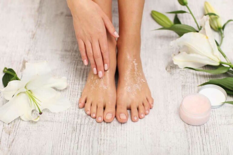 Fußpeeling selber machen 5 DIYPeelings für samtweiche Füße