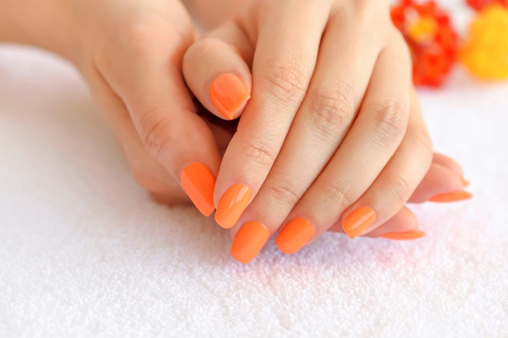 Nagellack in Orange