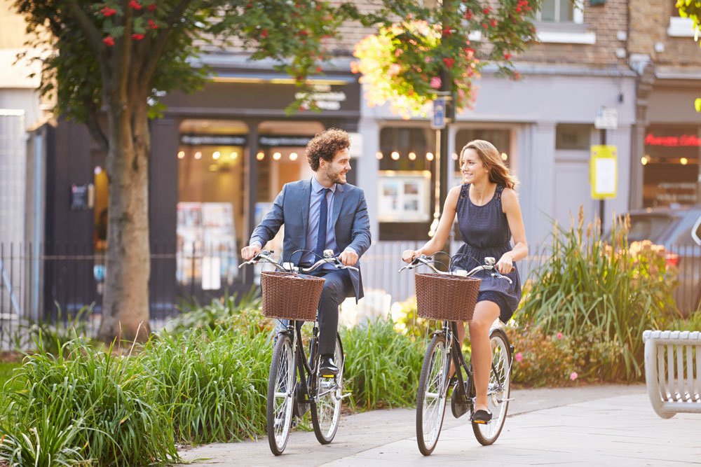 Bauchfett reduzieren Bewegung Mit dem Fahrrad zur Arbeit fahren